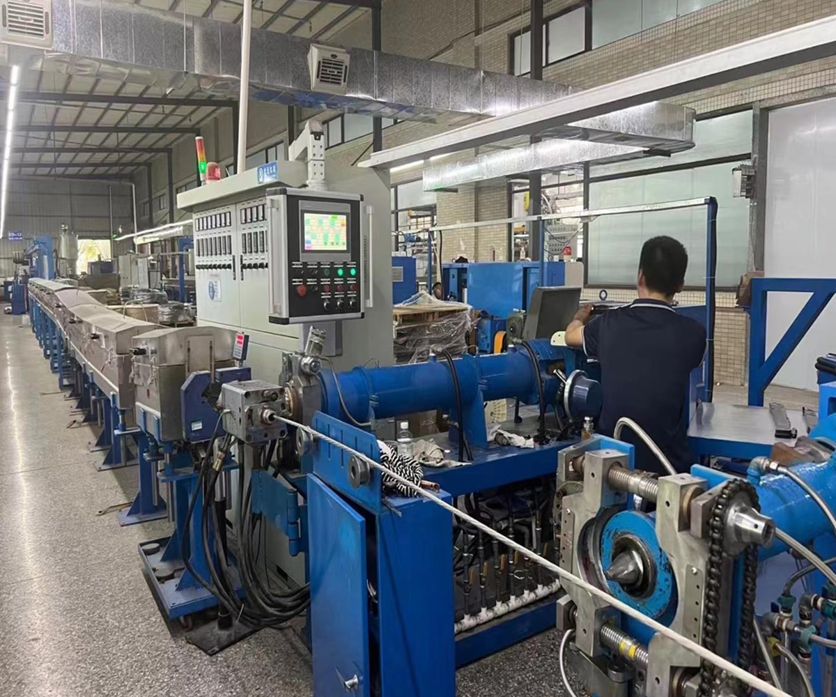 新能源电线电缆设备-2